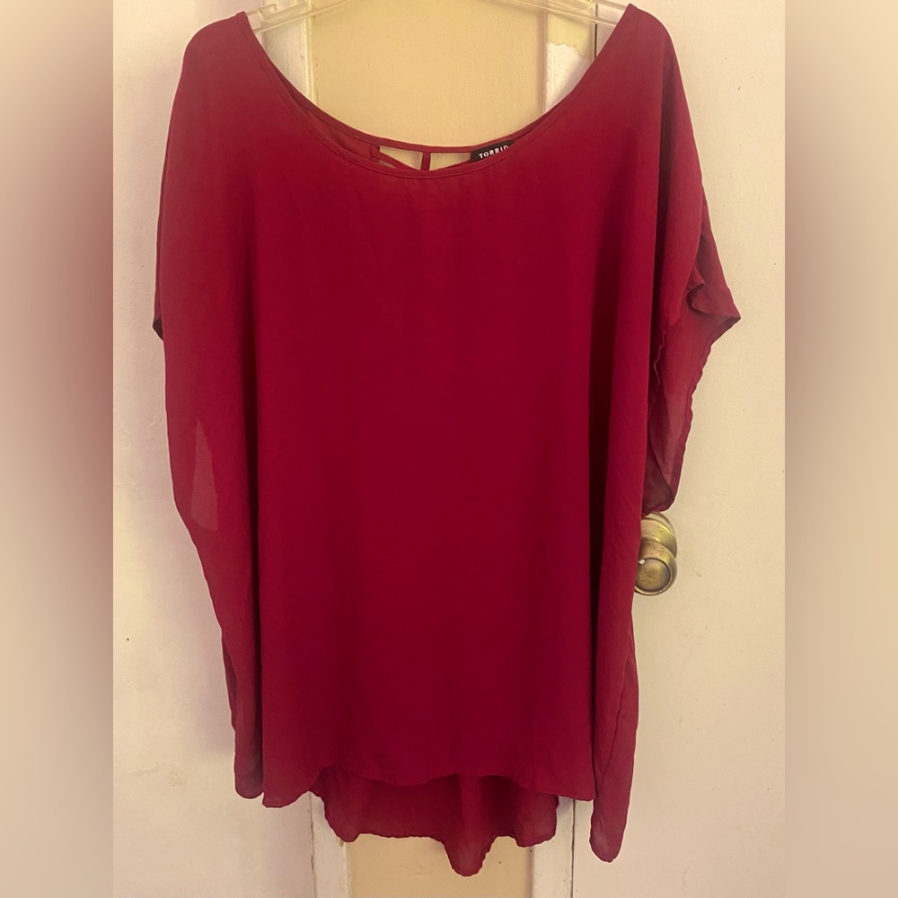 Torrid red wine top size 4x